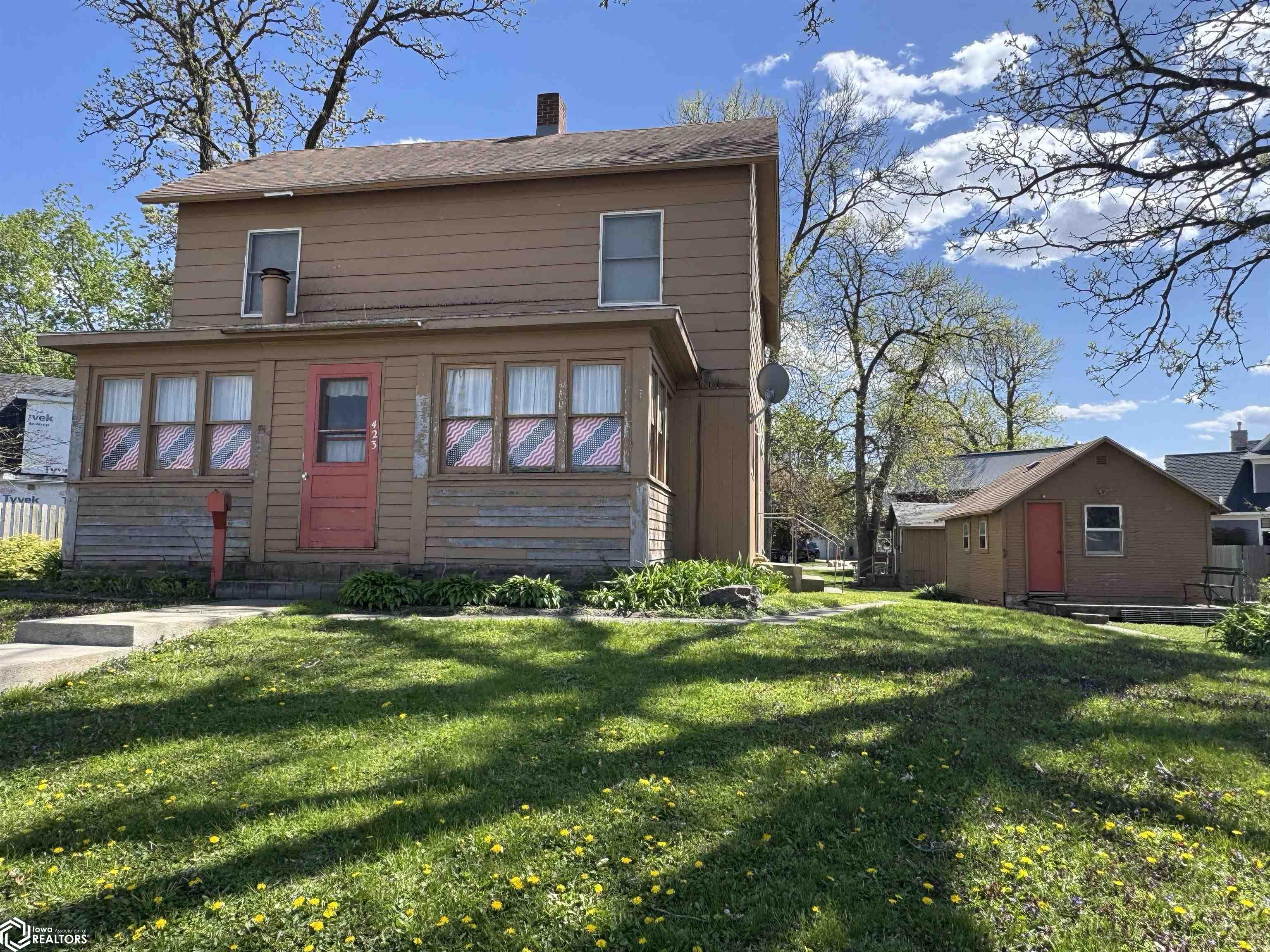 Photo 1 of 35 — 423 N Shore Drive, Clear Lake, IA 50428