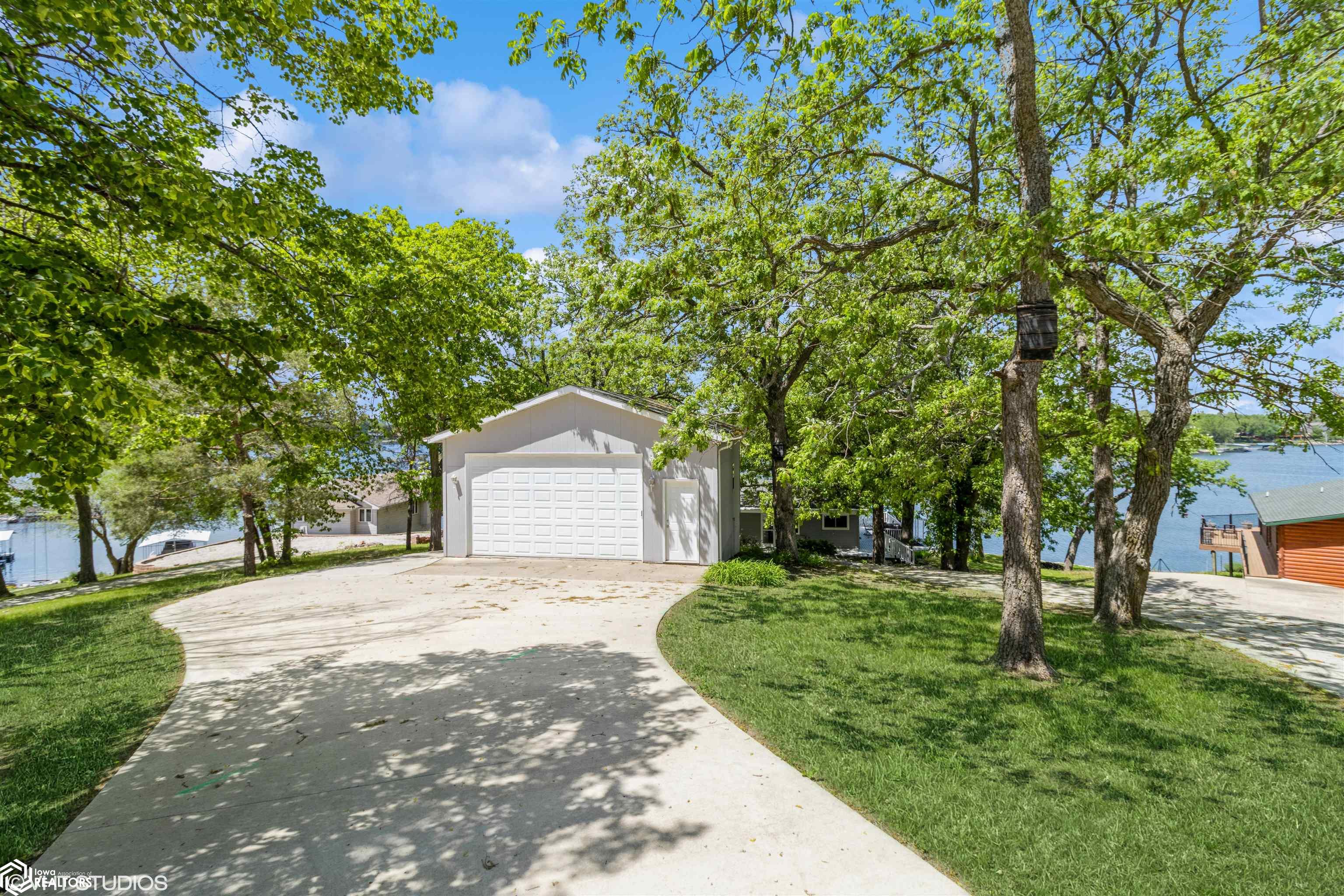 3358 Indian Point Drive