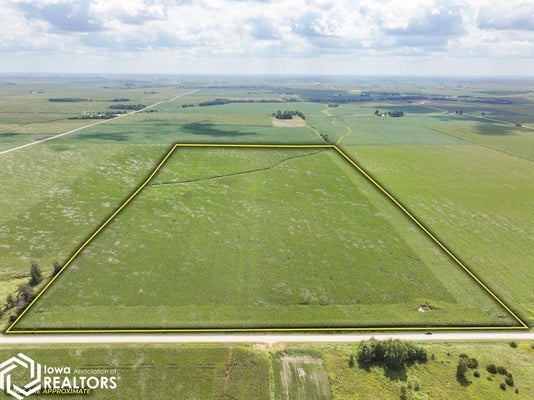 1562 250TH ST, NASHUA, IA 50658 - Image d79da10f8f80b9e8e56363d9fd6d49d7/993575161