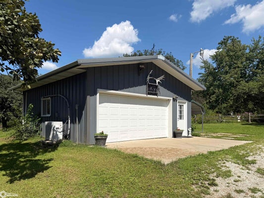 1128 85TH ST, HUMESTON, IA 50123 - Image da66af5b7a36a56da59d072f01dfa879/1377509157