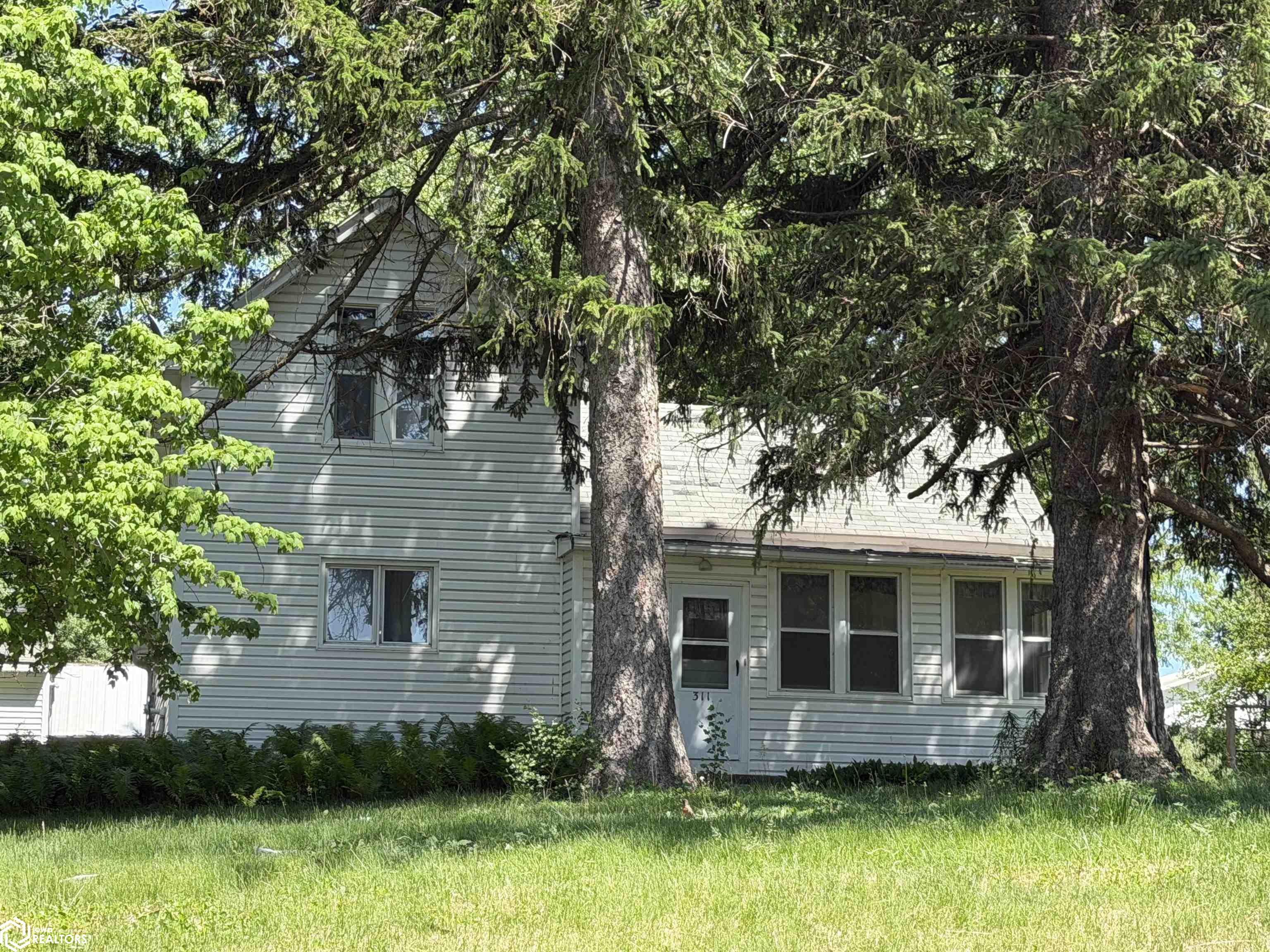 Photo 1 of 17 — 311 Oak Avenue, Charter Oak, IA 51439