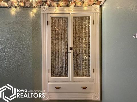 Tiny photo for 1121 Avenue C, Fort Madison, IA 52627 (MLS # 6334690)