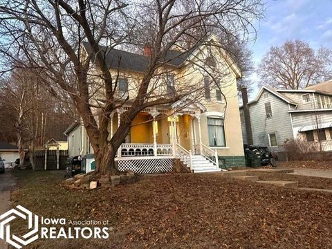 Tiny photo for 1121 Avenue C, Fort Madison, IA 52627 (MLS # 6334690)