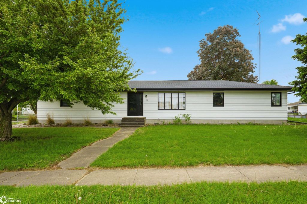Photo of 101 Spring Street, West Burlington, IA 52655 (MLS # 6337700)