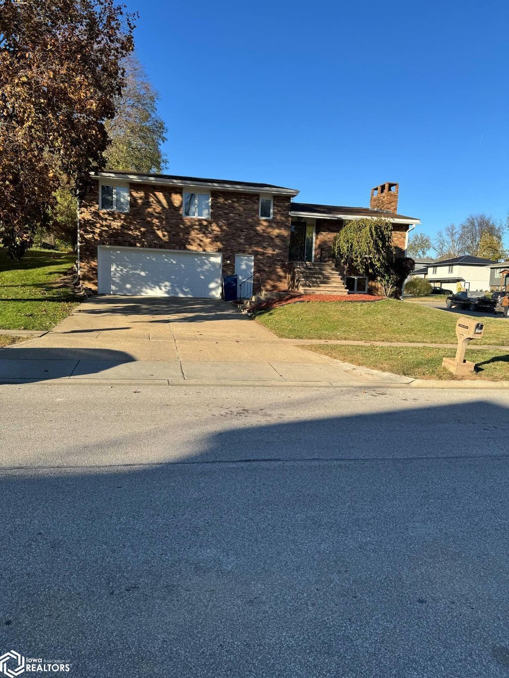 Photo of 1720 6Th Avenue N, Denison, IA 51442 (MLS # 6333490)