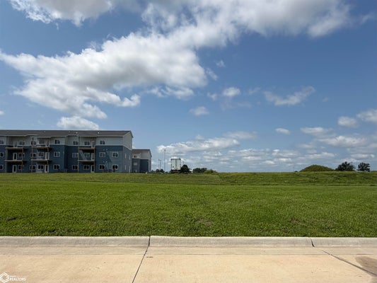 1109 N 18TH ST, CHARITON, IA 50049 - Image de52caacb6ff293dc2b28974cc47bb2f/1230437146