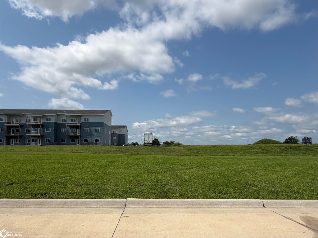 Photo of 1241 N 18th Street ST, Chariton, IA 50049 (MLS # 6342404)