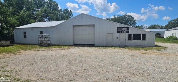 901 W 1ST ST, LEON, IA 50144 - Image ded740d906ca3cfb19fefb4f50b11086/1864778473