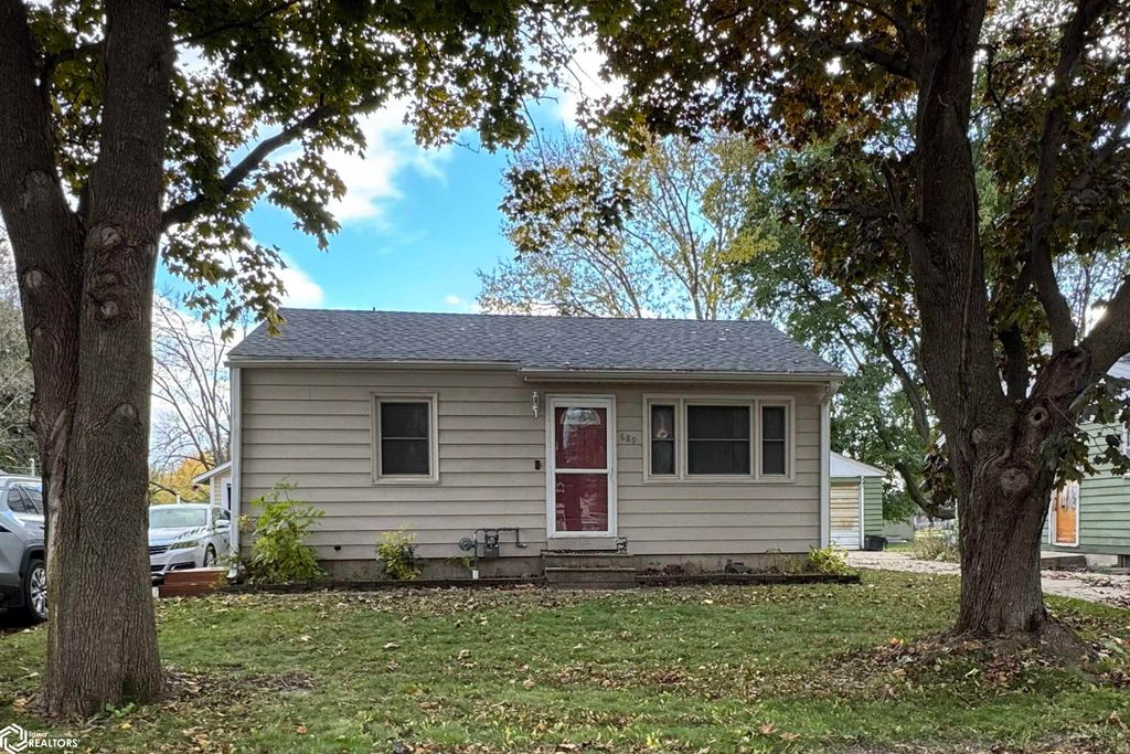 Photo of 689 15th St SE St, Mason City, IA 50401 (MLS # 6333362)