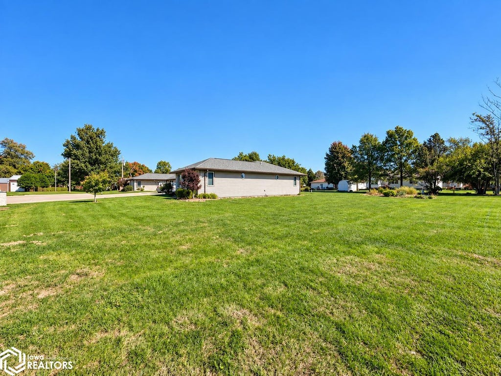 Photo of 904 S 5th Street, Wapello, IA 52653 (MLS # 6343470)