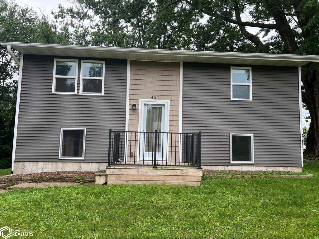 Photo of 400 W Orange St St, Mount Pleasant, IA 52641 (MLS # 6336473)