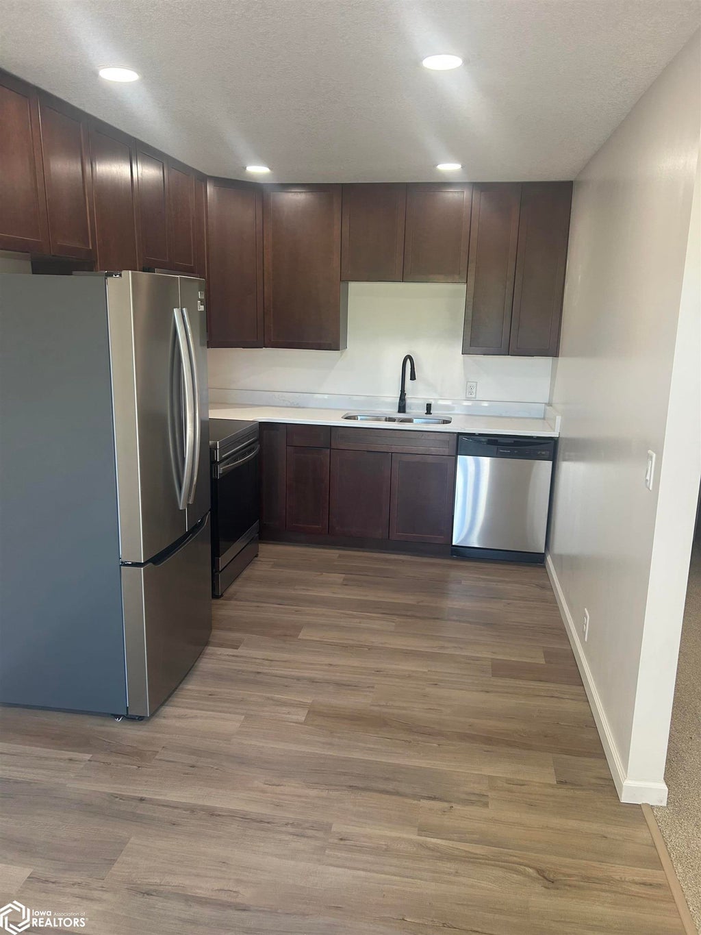 Photo of 2323 S 5th Avenue #4, Marshalltown, IA 50158 (MLS # 6343511)