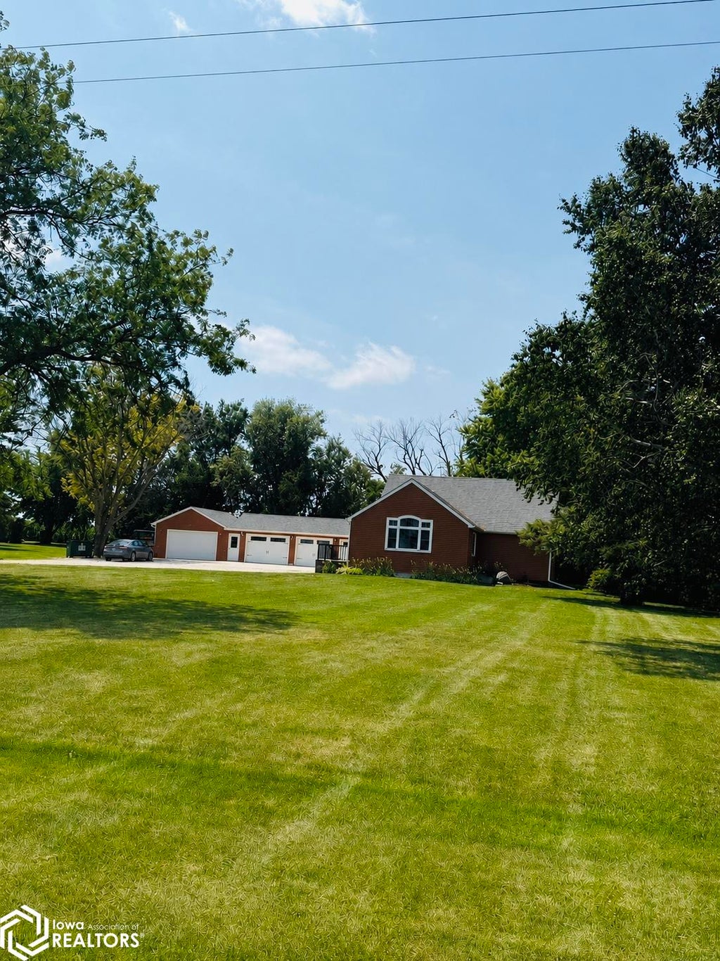 Photo of 4607 580Th Avenue, West Bend, IA 50597 (MLS # 6342315)