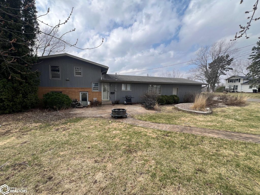 Photo of 600 S Main St St, Morning Sun, IA 52640 (MLS # 6336262)