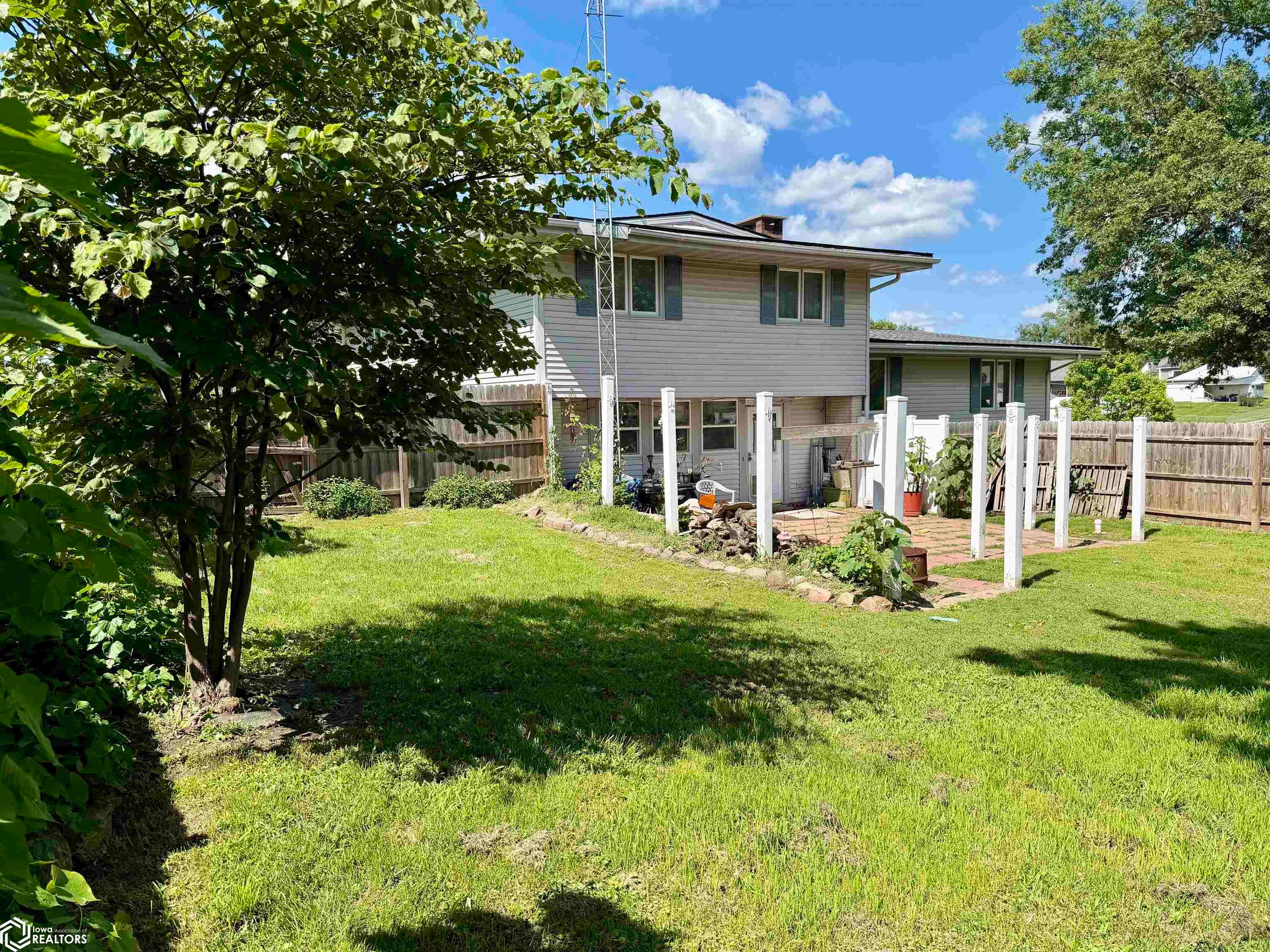 1102 Ashland Avenue