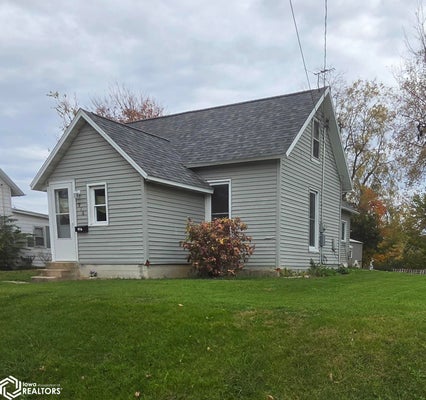 916 OAK ST, IOWA FALLS, IA 50126 - Image e6e28af63b5fb09a471ea6cc3750b174/2134635951