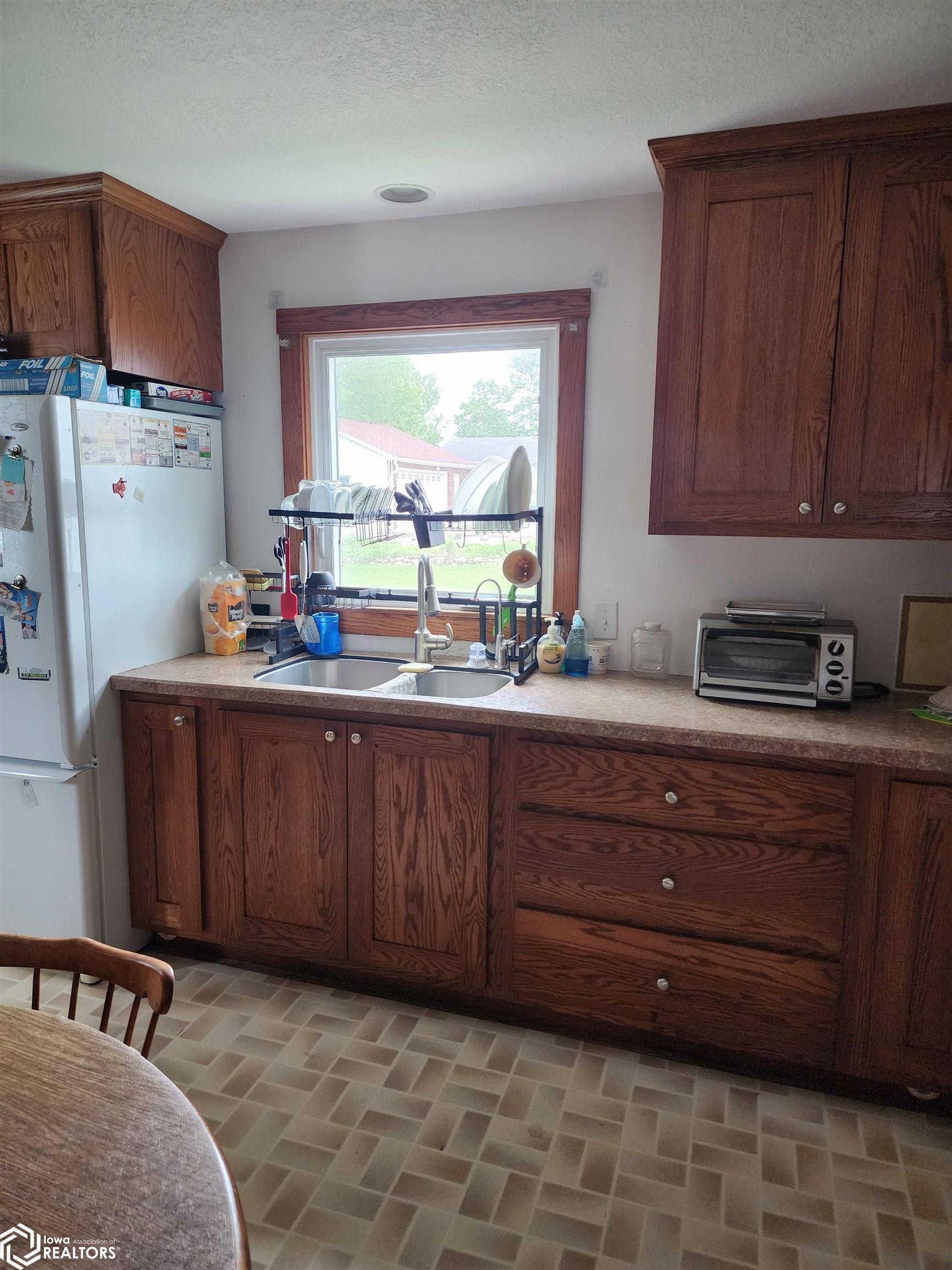 203 S Wooster - Photo 3
