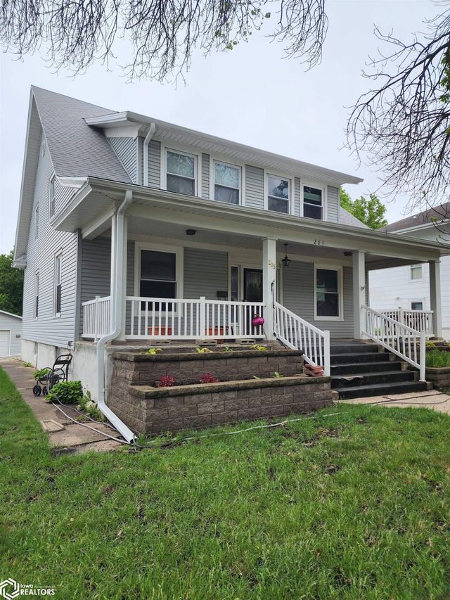 203 S Wooster