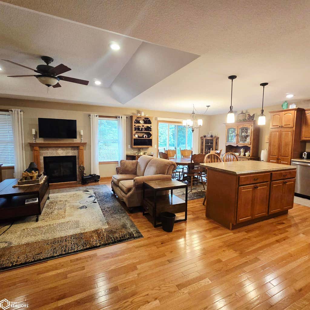 Photo of 1106 Arbor Trace Drive, Oskaloosa, IA 52577 (MLS # 6341565)
