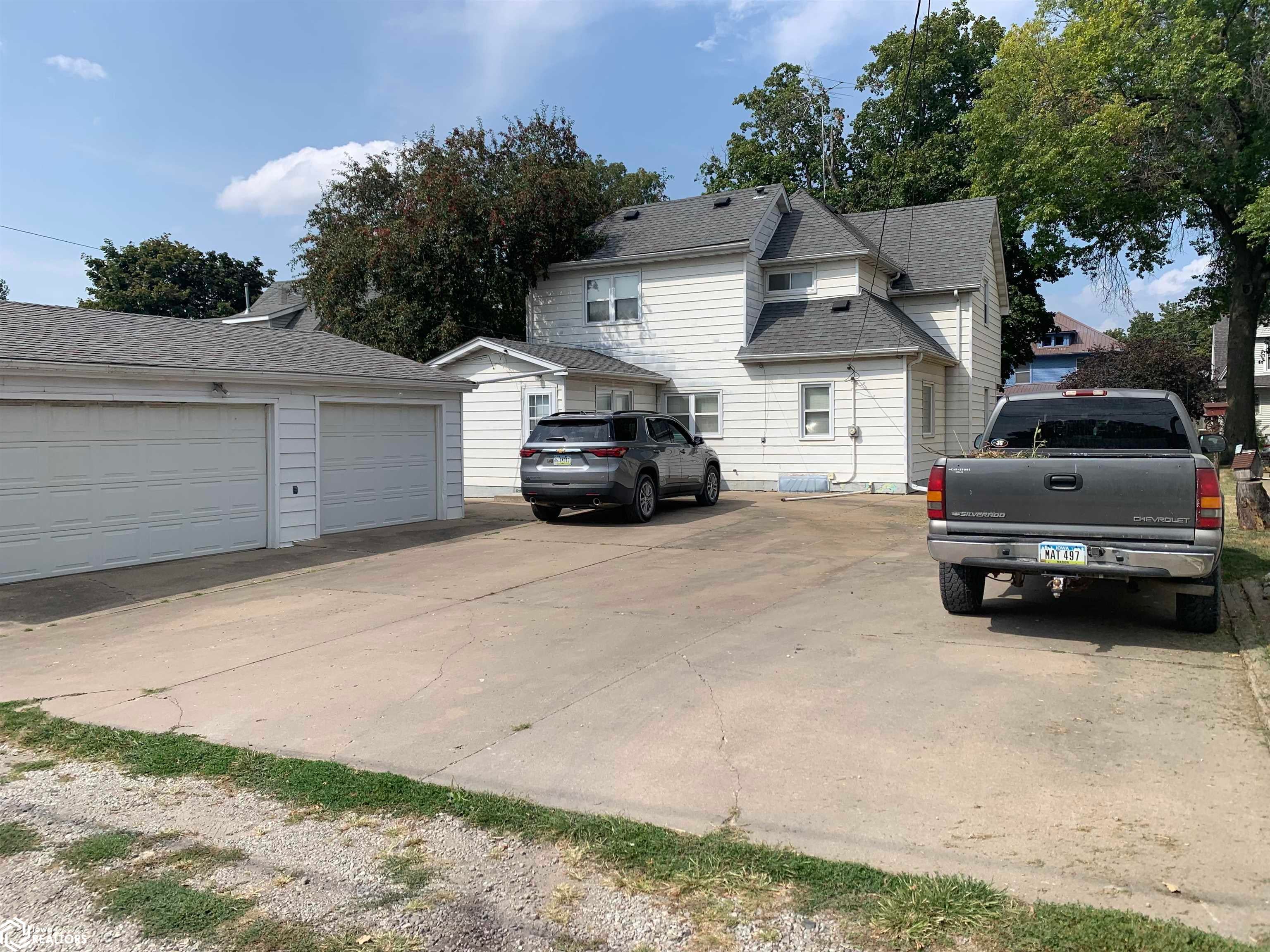 410 W Main Street - Photo 2
