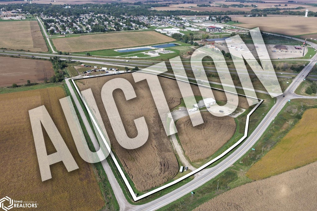 Photo of 4299 Lewis Access Road, Center Point, IA 52213 (MLS # 6343423)