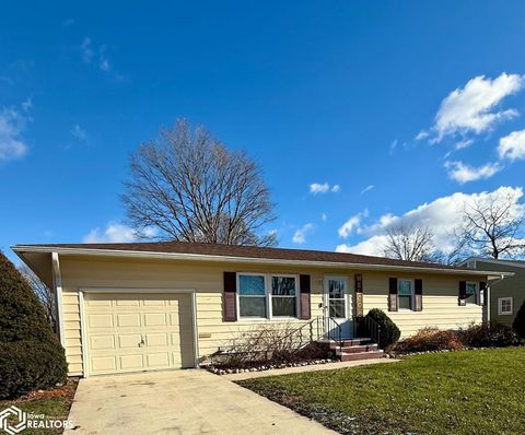 118 Indiana Avenue Iowa Falls IA 50126