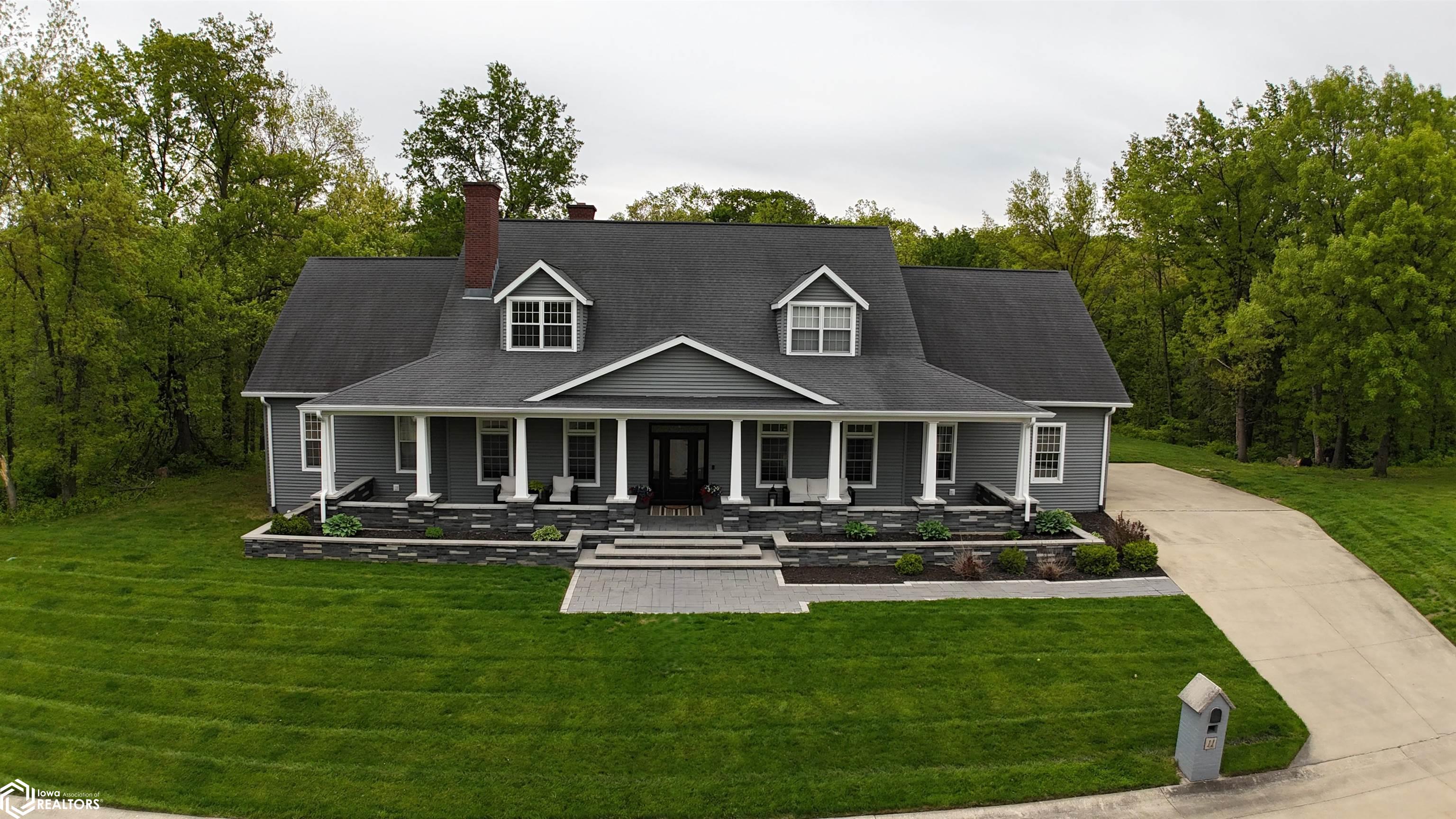 11 Stoneridge Drive