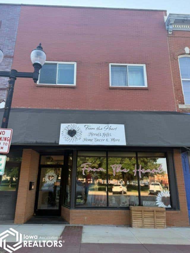 Photo of 116 S Main Street, Mount Pleasant, IA 52641 (MLS # 6341182)