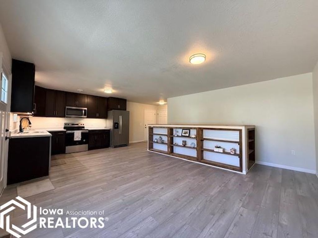 Photo of 505 Cross Street, Lynnville, IA 50153 (MLS # 6337597)