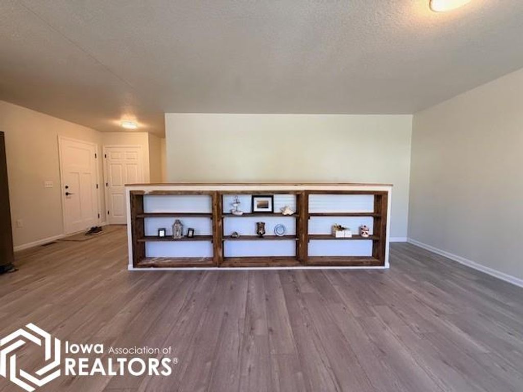 Photo of 505 Cross Street, Lynnville, IA 50153 (MLS # 6337597)