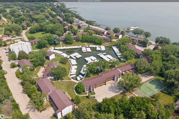 2700 N SHORE DR UNIT E16A, CLEAR LAKE, IA 50428 - Image ec43849f4ff1e2034e81f2c5a2d51d3d/1896659923