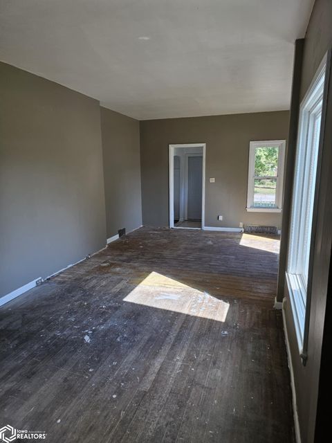 Tiny photo for 422 Cerro Gordo Street, Ackley, IA 50601 (MLS # 6332298)