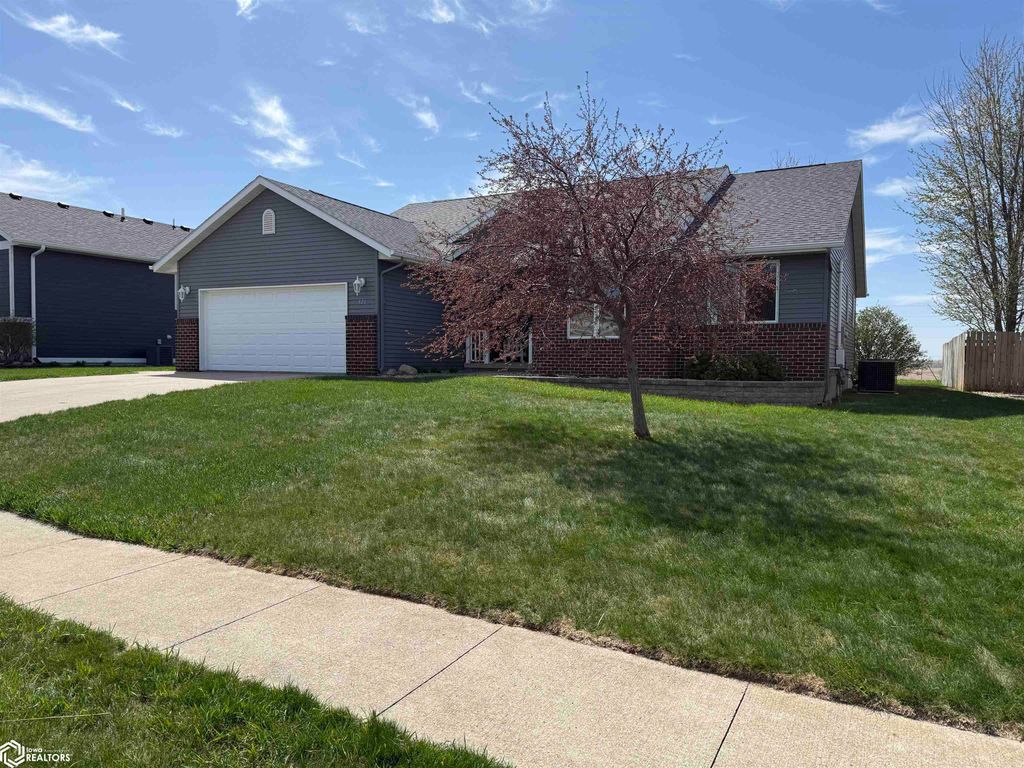 Photo of 521 Summit Drive, Carroll, IA 51401 (MLS # 6337580)
