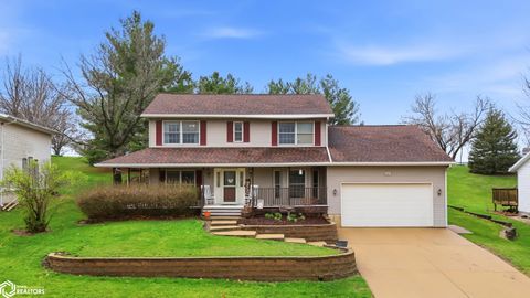 Photo of 909 S Oakbrook Drive, Mount Pleasant, IA 52641 (MLS # 6337025)