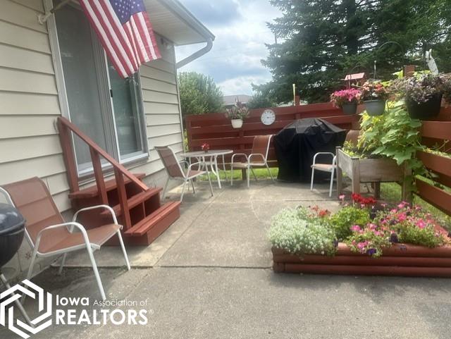 Photo of 373 6Th Street SW, Britt, IA 50423 (MLS # 6341580)