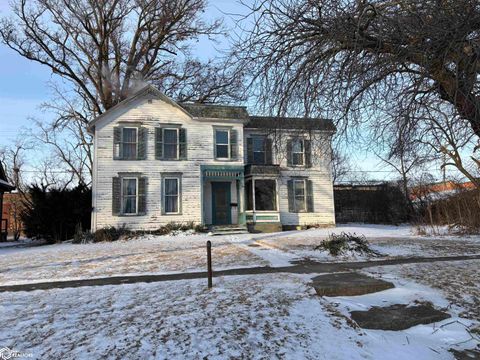 Photo of 615 1st Avenue, Ackley, IA 50601 (MLS # 6335157)