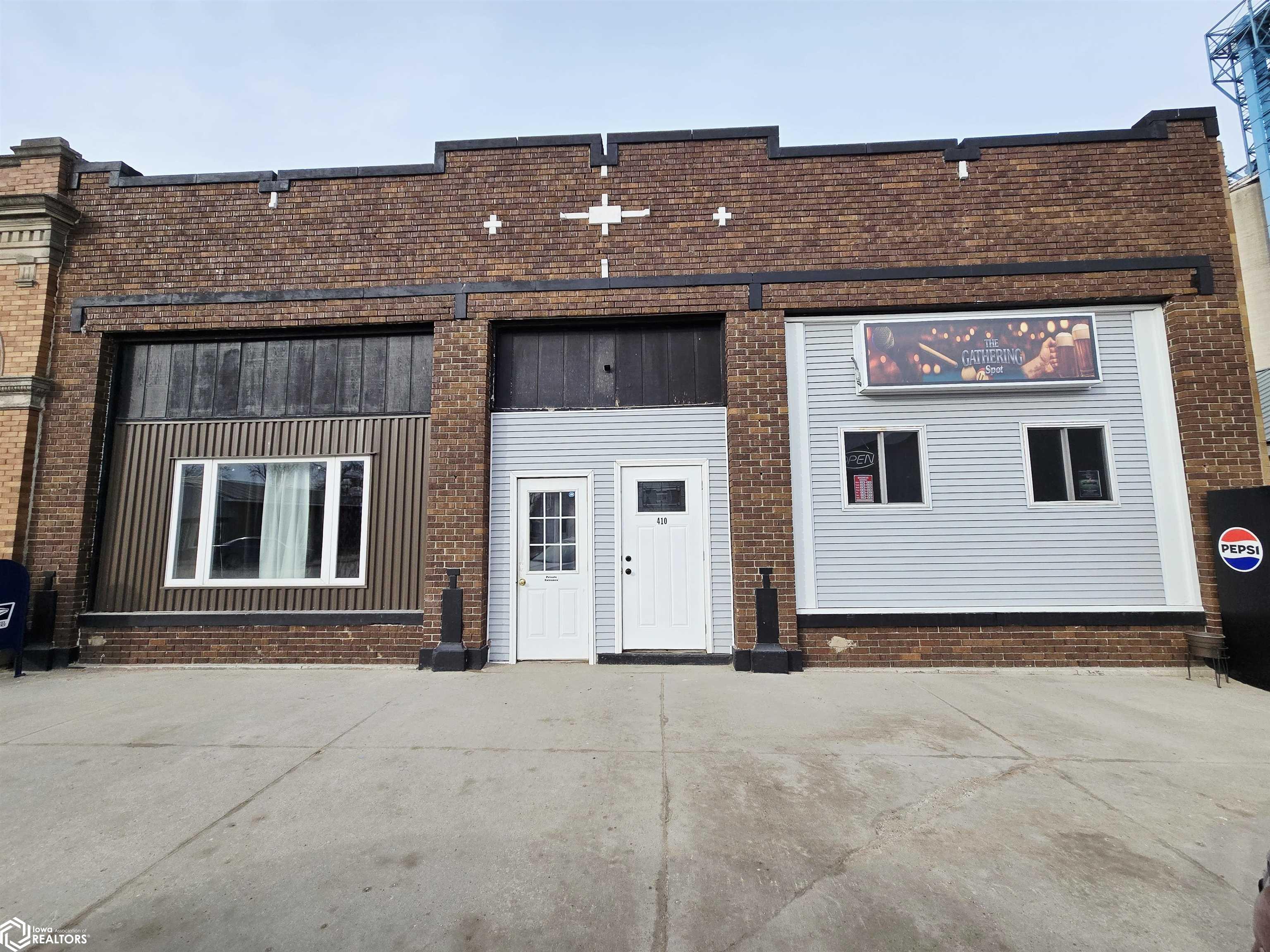 410 & 412 Main Street