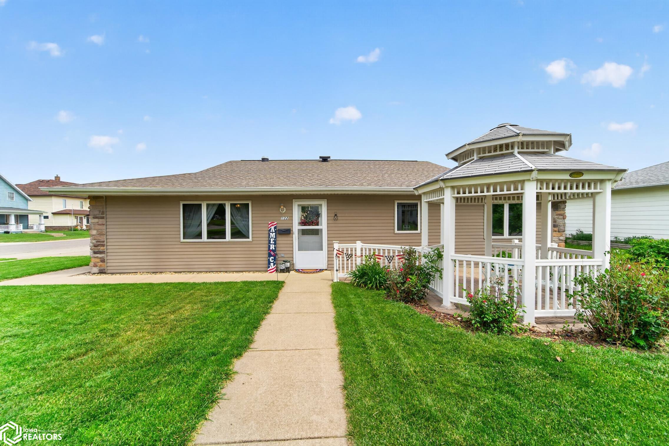 Photo 1 of 60 — 222 W 2nd Street, Carroll, IA 51401