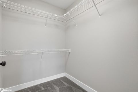 Tiny photo for 614 N Lincoln Street #102, Mount Pleasant, IA 52641 (MLS # 6337137)