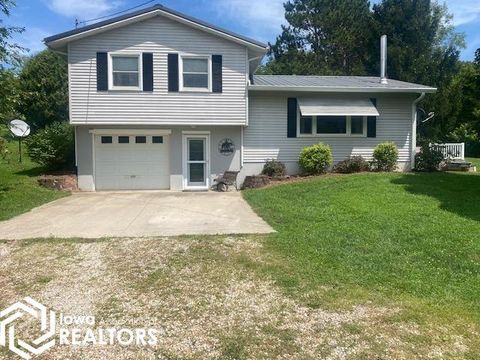 Photo of 2532 305Th Street, Danville, IA 52623 (MLS # 6333457)