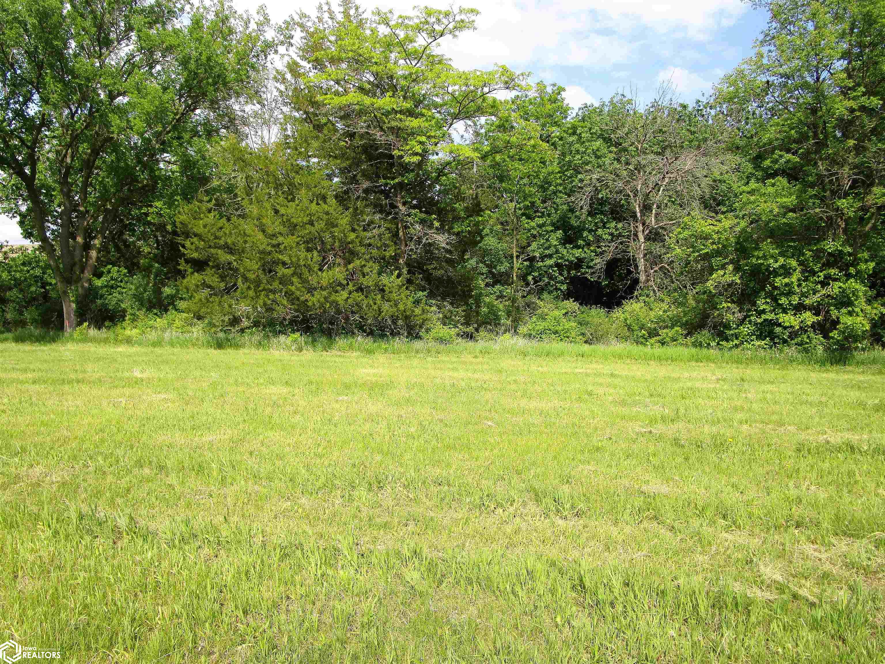 Photo 1 of 6 — 1012 Palisades Court, Iowa Falls, IA 50126