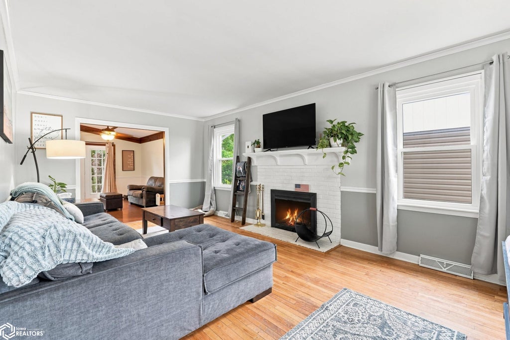 Photo of 1113 Lynnwood Drive, Burlington, IA 52601 (MLS # 6341339)
