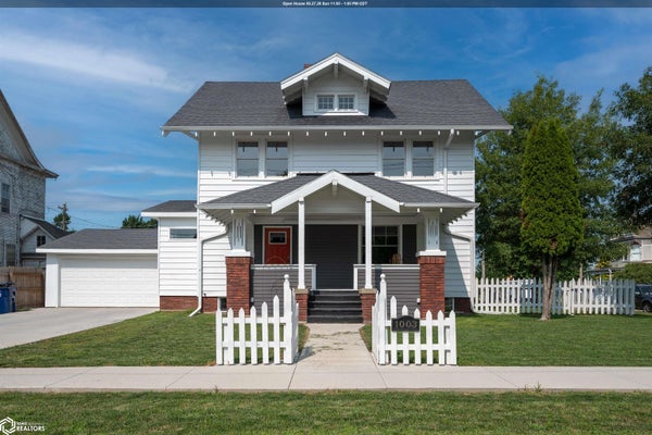 1003 2ND AVE, VINTON, IA 52349 - Image f5ca8ee04bb680d90c2172c5e7a0072d/1255215893