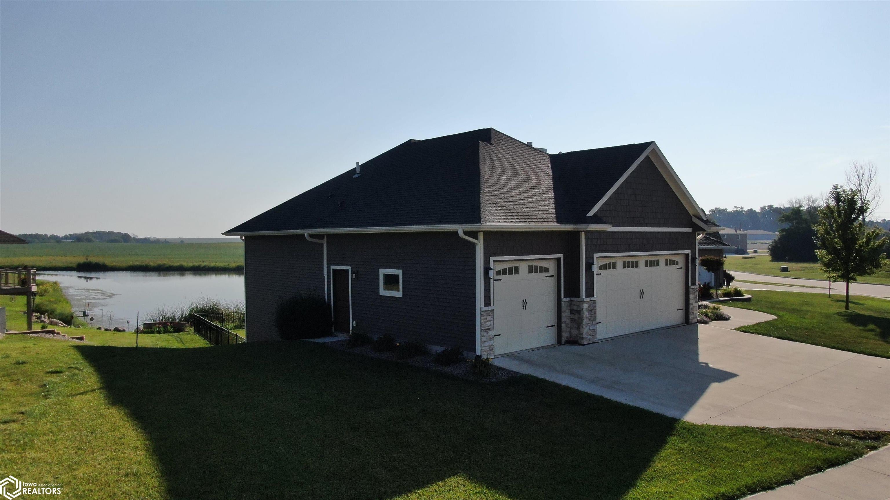 305 White Fox Drive
