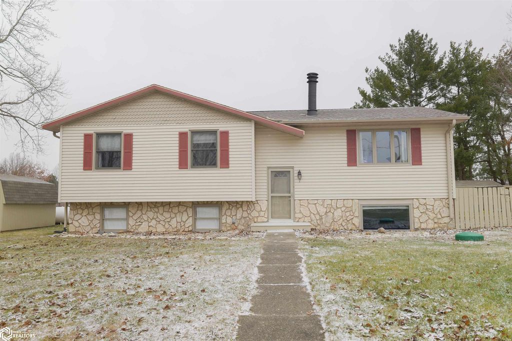 Photo of 2523 Rocky Lane Ln, New London, IA 52645 (MLS # 6334558)