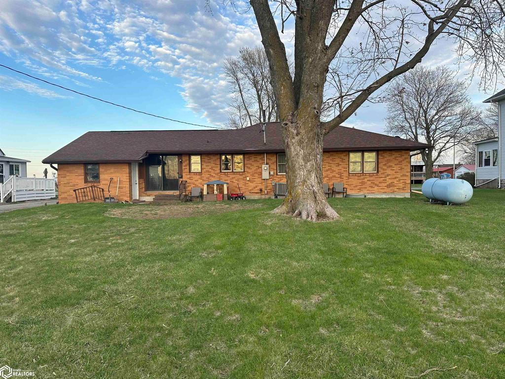 Photo of 303 N Main Street, Olds, IA 52647 (MLS # 6337165)