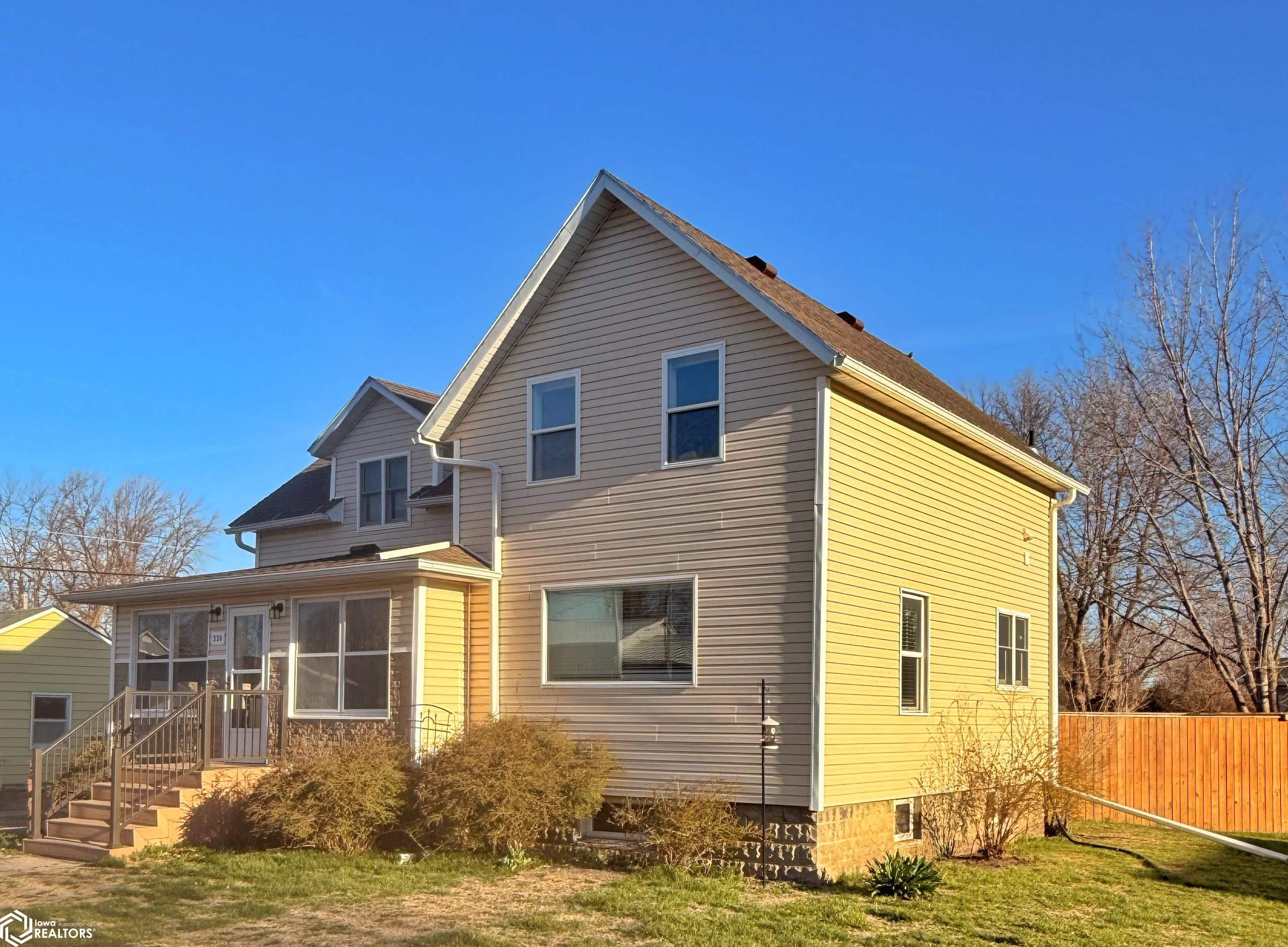 330 E 5Th Street - Photo 2
