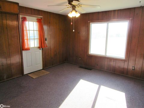 Tiny photo for 607 Lincoln, Ackley, IA 50601 (MLS # 6333406)