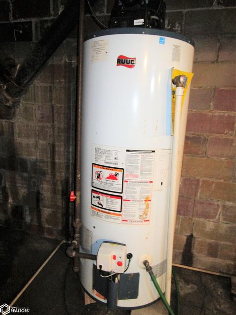 Tiny photo for 607 Lincoln, Ackley, IA 50601 (MLS # 6333406)