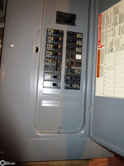 Tiny photo for 607 Lincoln, Ackley, IA 50601 (MLS # 6333406)